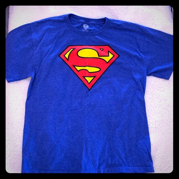 5/$35💥💪OFFICIAL DC COMICS SUPERMAN T-SHIRT - Picture 1 of 3